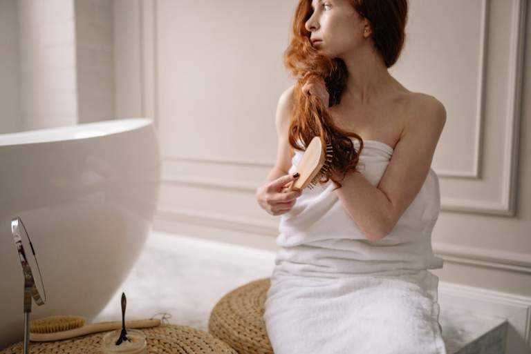 Is Hair Growth Spray Right For Your Hair Type? Explained