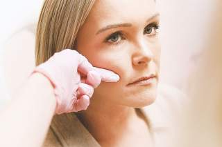 Queensland commits $8.4 million to new regional skin cancer clinics as rates stay world-highest